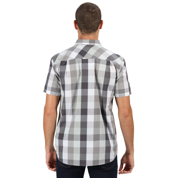 Men`s shirt Ramiel Short Sleeved Checked Shirt, F21, M Men`s shirt Ramiel Short Sleeved Checked Shirt, F21, M